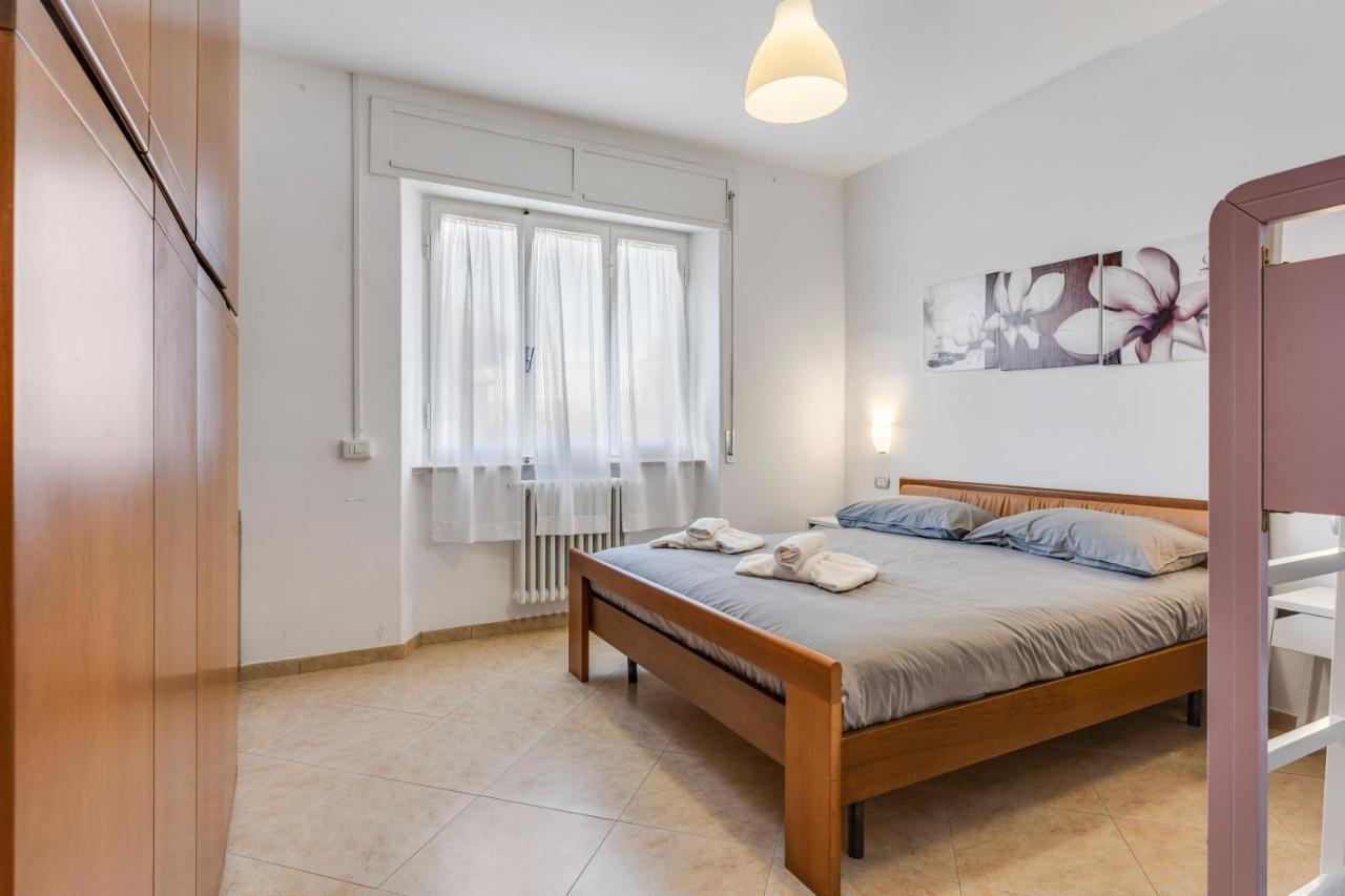Appartement Casa Fiora, A 50 M Dal Mare à San Vincenzo Extérieur photo